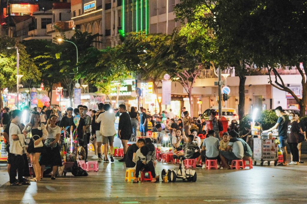 Phố đi bộ Nguyễn Huệ
