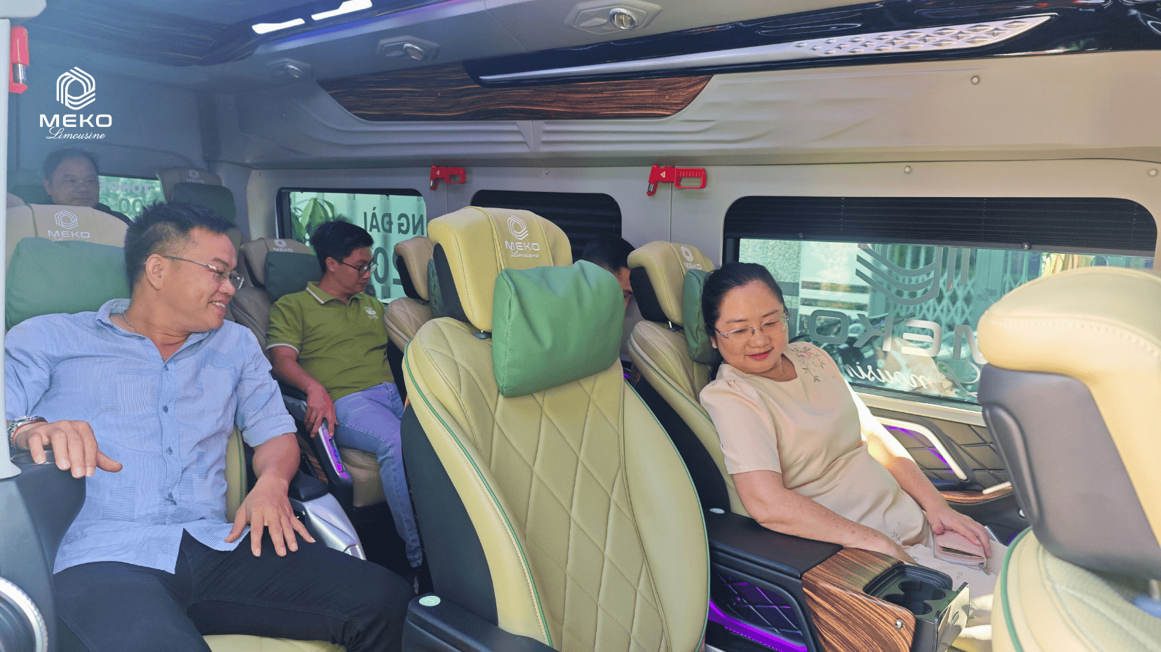 Đặt vé xe limousine đi Cần Thơ uy tín tại MEKO