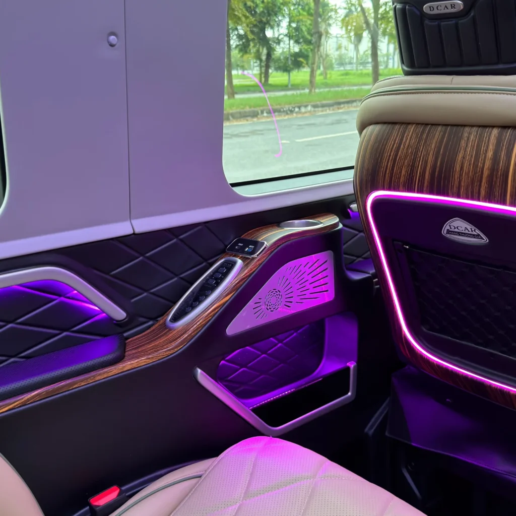 Ảnh nội thất xe đi Cần Thơ